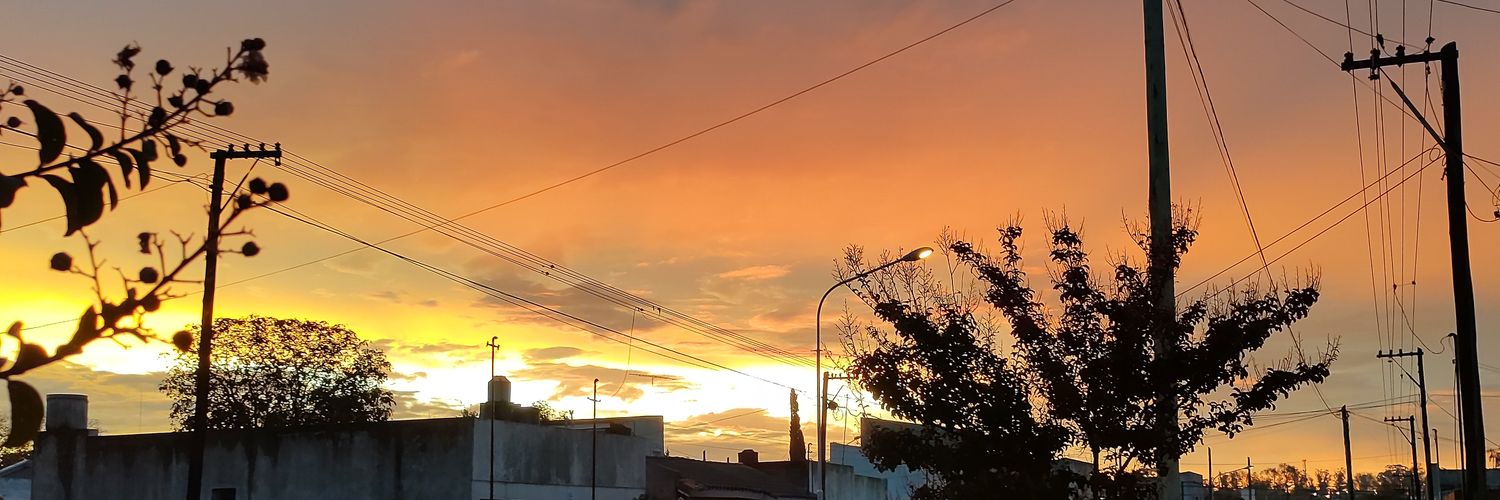 lucasmoriames's profile banner image