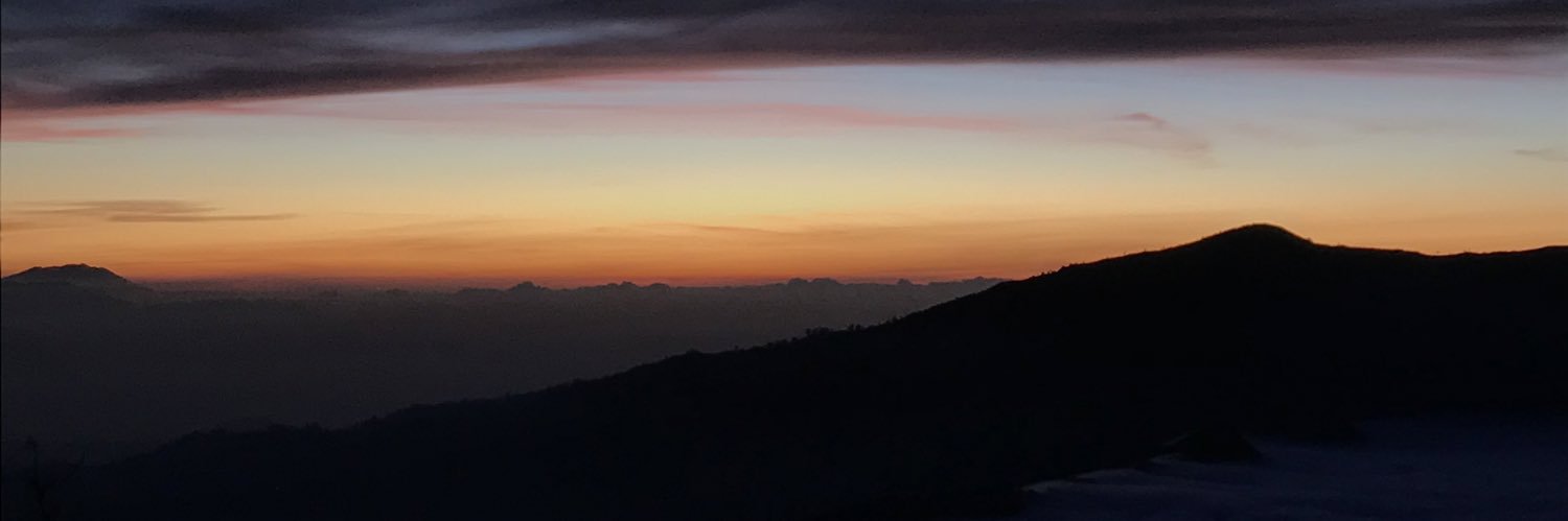 ヌビ banner