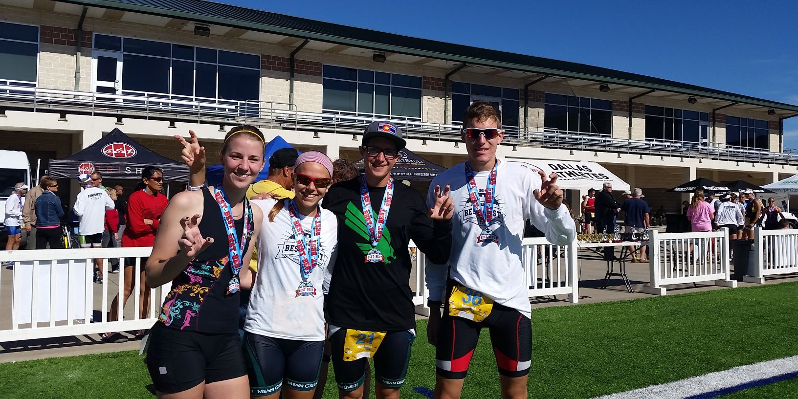 TriathlonUNT's profile banner image