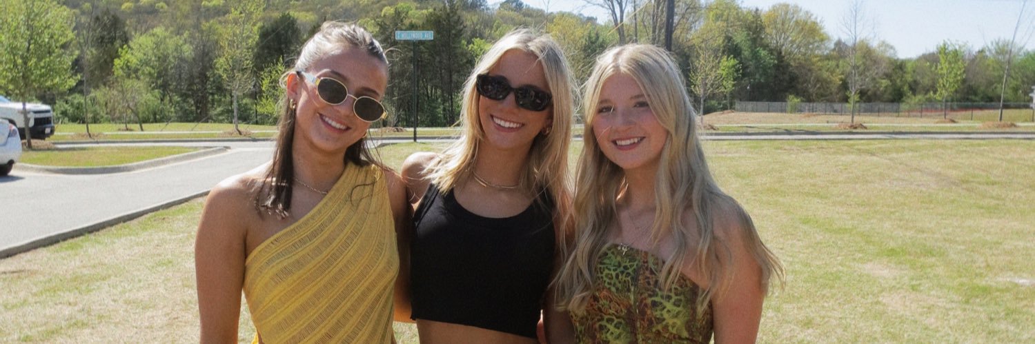 sarahrunyon7's profile banner image