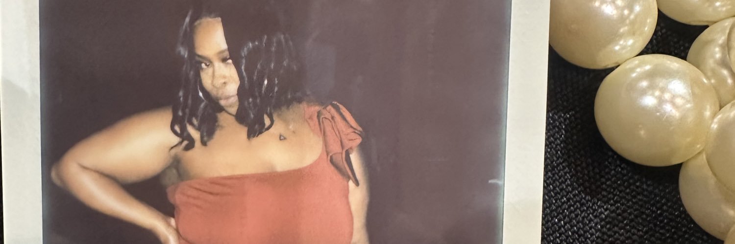 valicity13's profile banner image