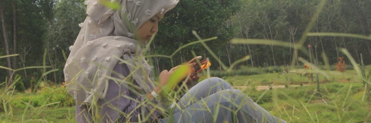 anandallysa's profile banner image