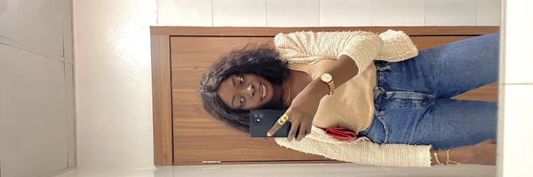 lara_peperenpe Profile Banner