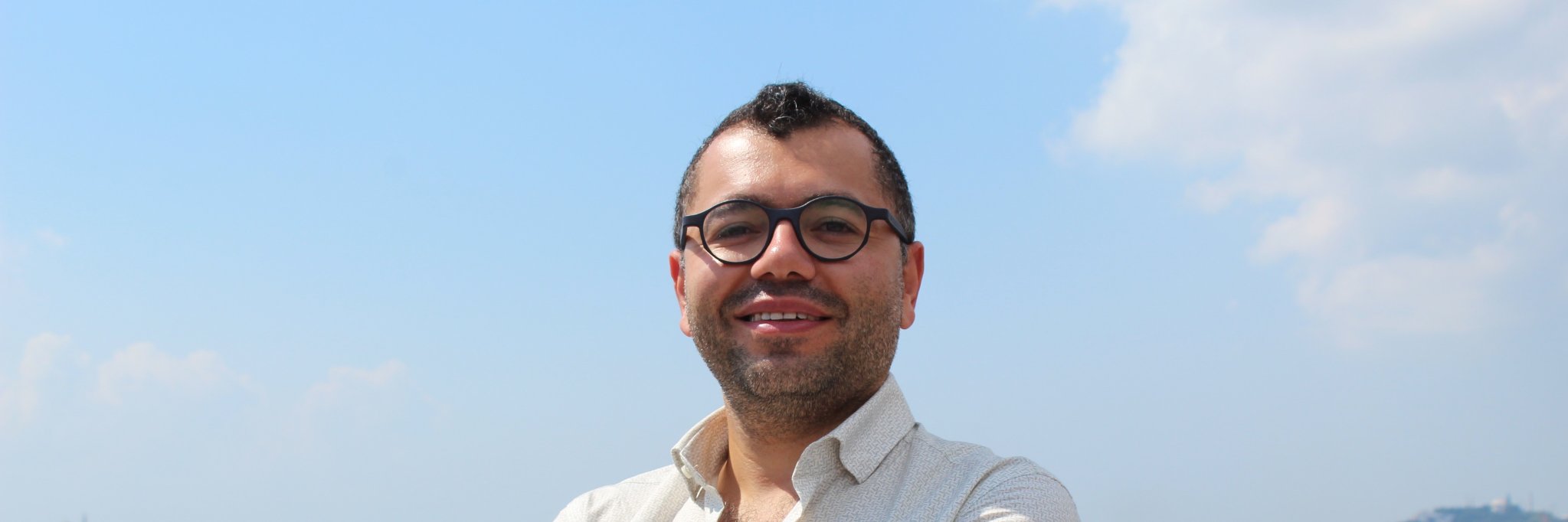 avozden's profile banner image