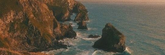 annisanandasm's profile banner image