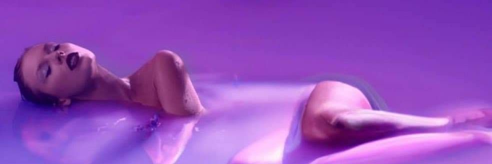 KellieMac's profile banner image
