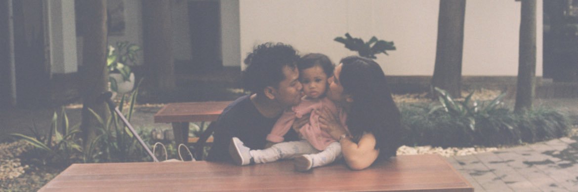 thia____'s profile banner image
