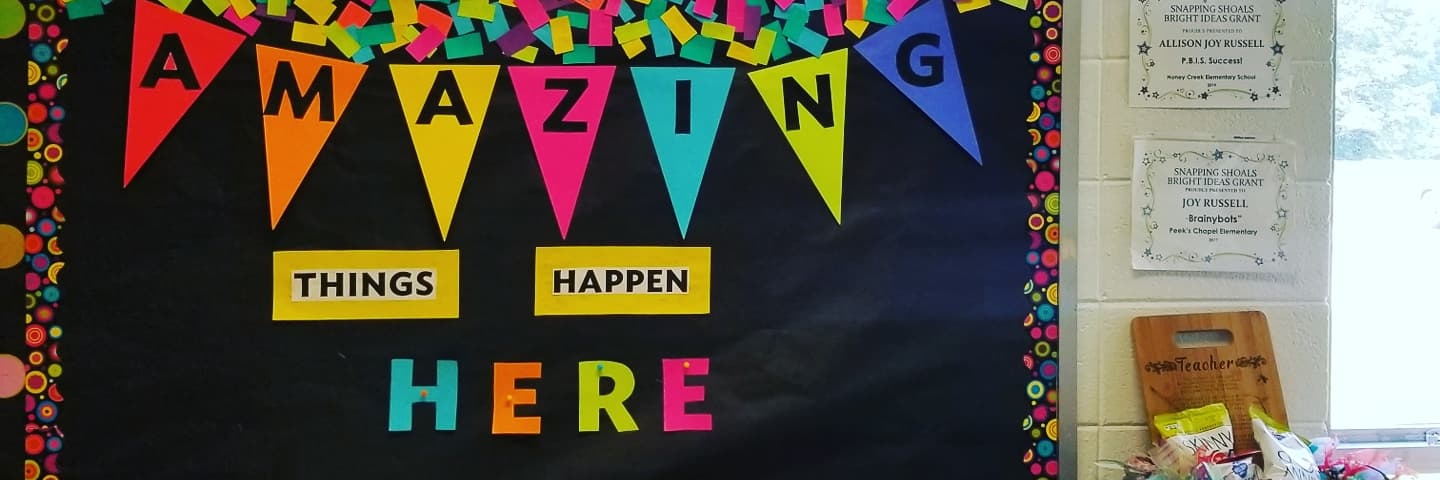 🐝Joy Russell🐝 banner