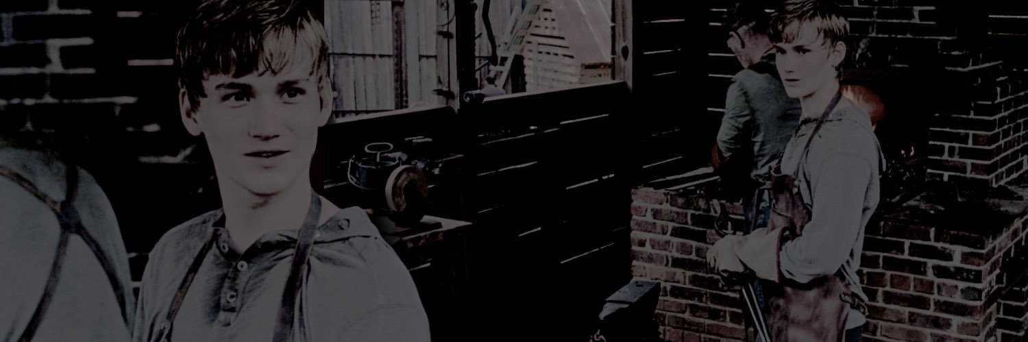 𝙃𝙚𝙣𝙧𝙮. banner