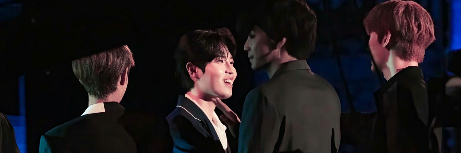 คุณเดซี่..🌈 banner