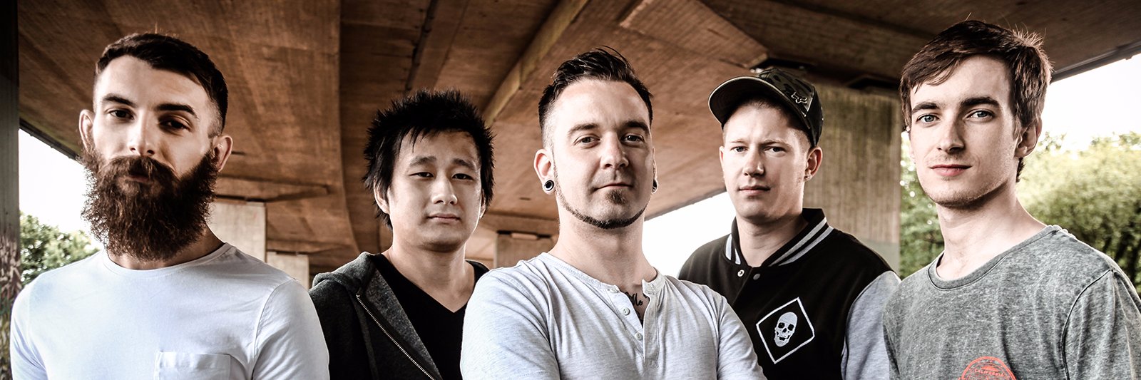 LLVBAND's profile banner image