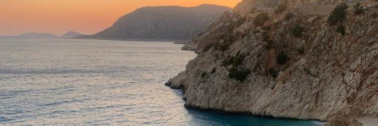 asli_yasarr's profile banner image