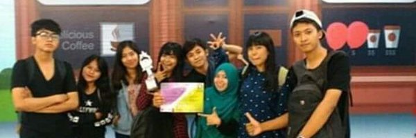 YuliiChoi Profile Banner