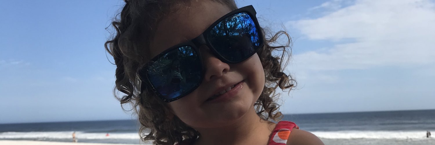 acarolinnac's profile banner image