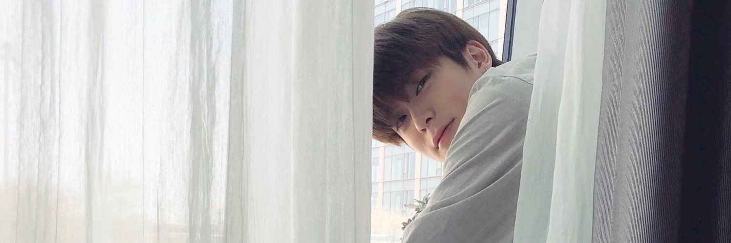 ♥︎ ⁷⁷𝓙 제프리 🍑🇮🇹 banner