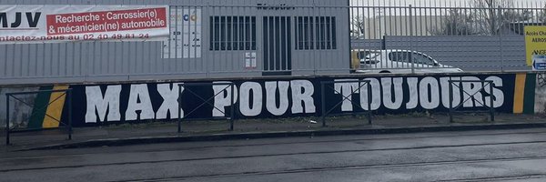 titirosso Profile Banner