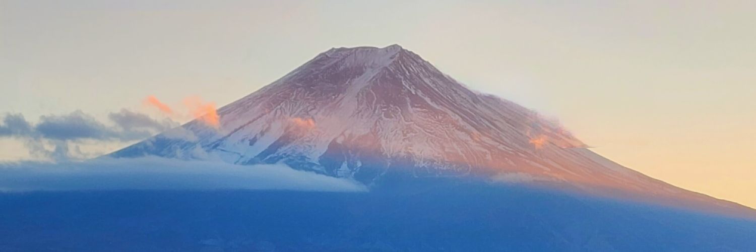 neilrivera_'s profile banner image