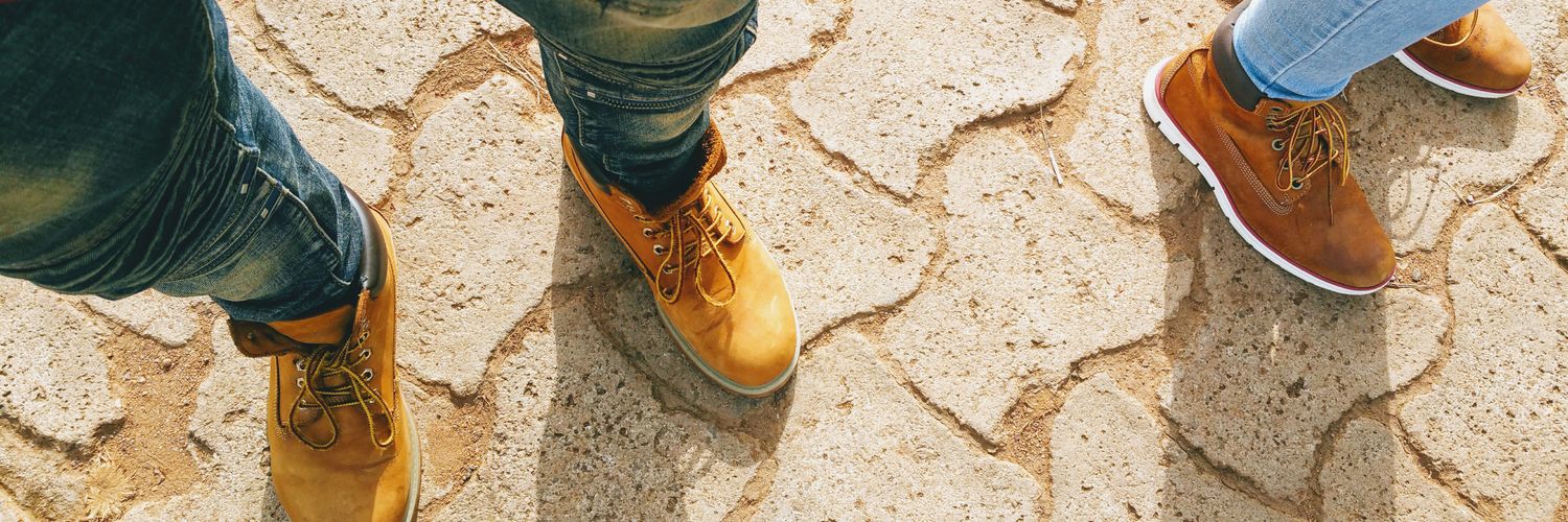 De La Paix Y. banner