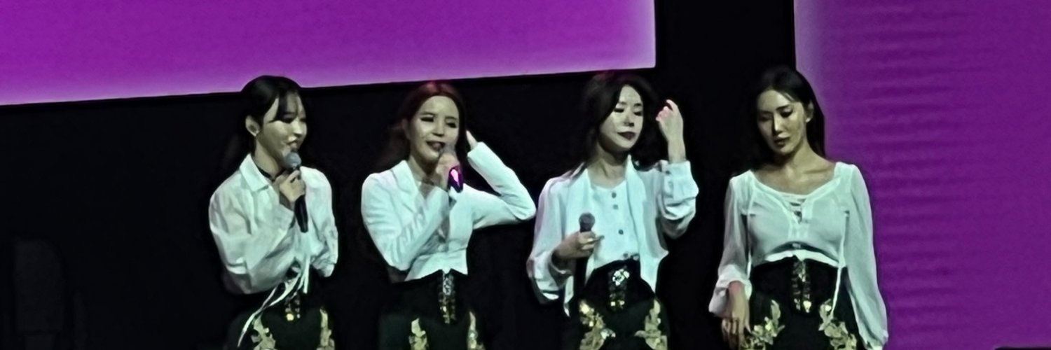 whee_notindmood's profile banner image