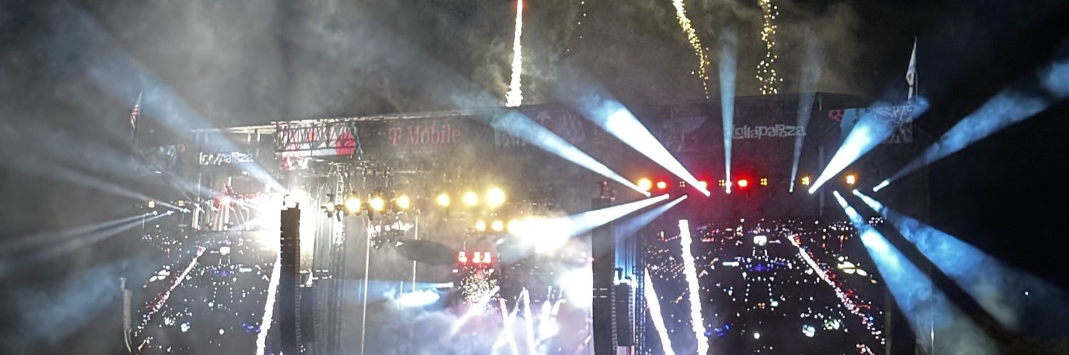 Nicolette Rojo banner