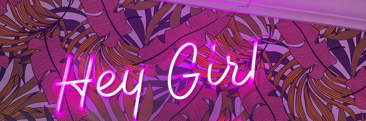 b_heidiii's profile banner image