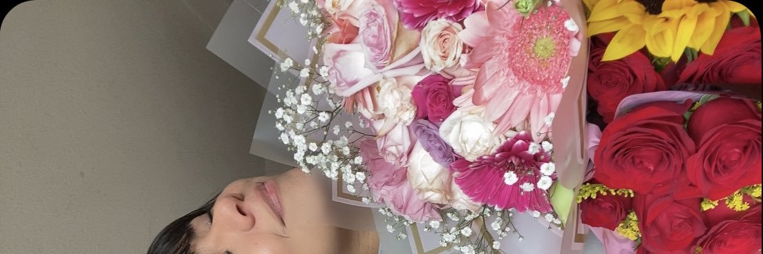 LaAnaSof's profile banner image