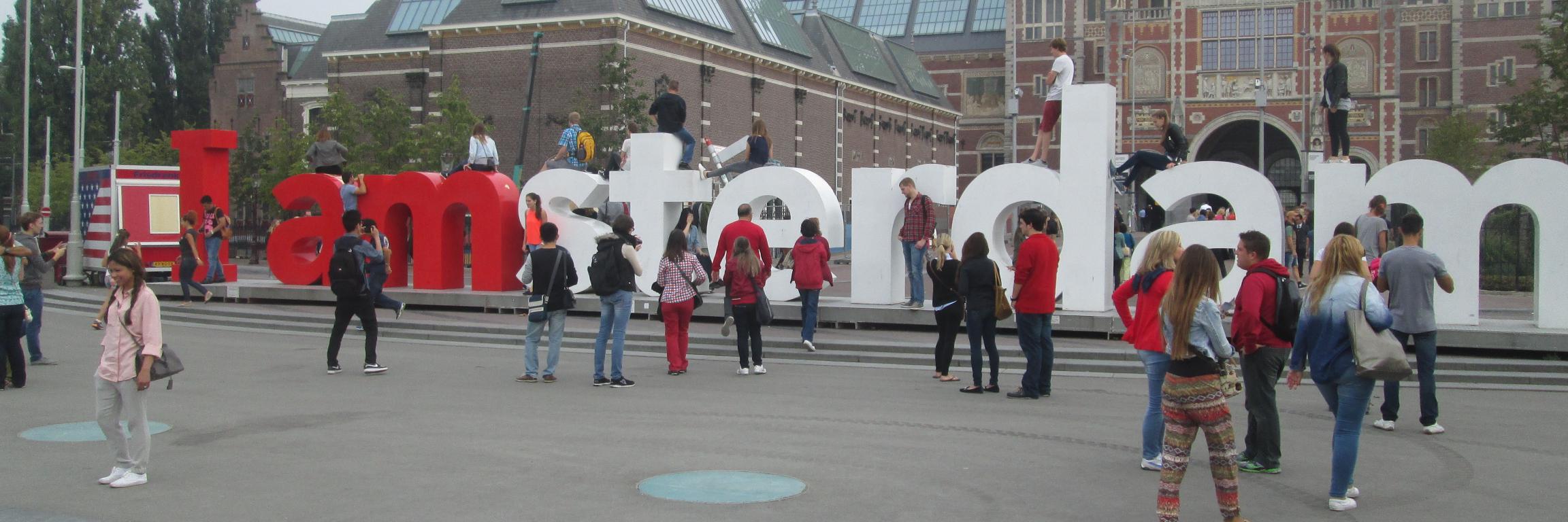 Philip Weakly banner