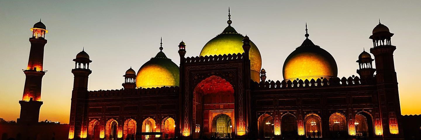 hinam83's profile banner image