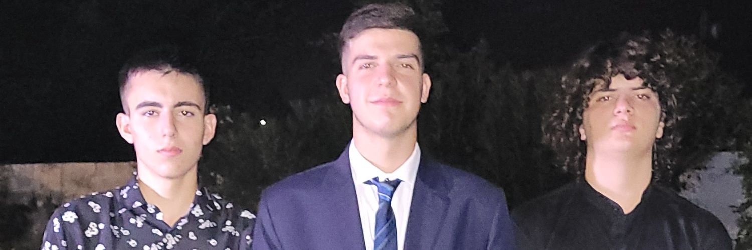 valenDealbera's profile banner image