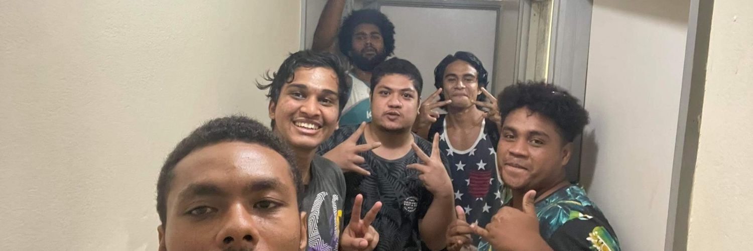 IniasiN's profile banner image
