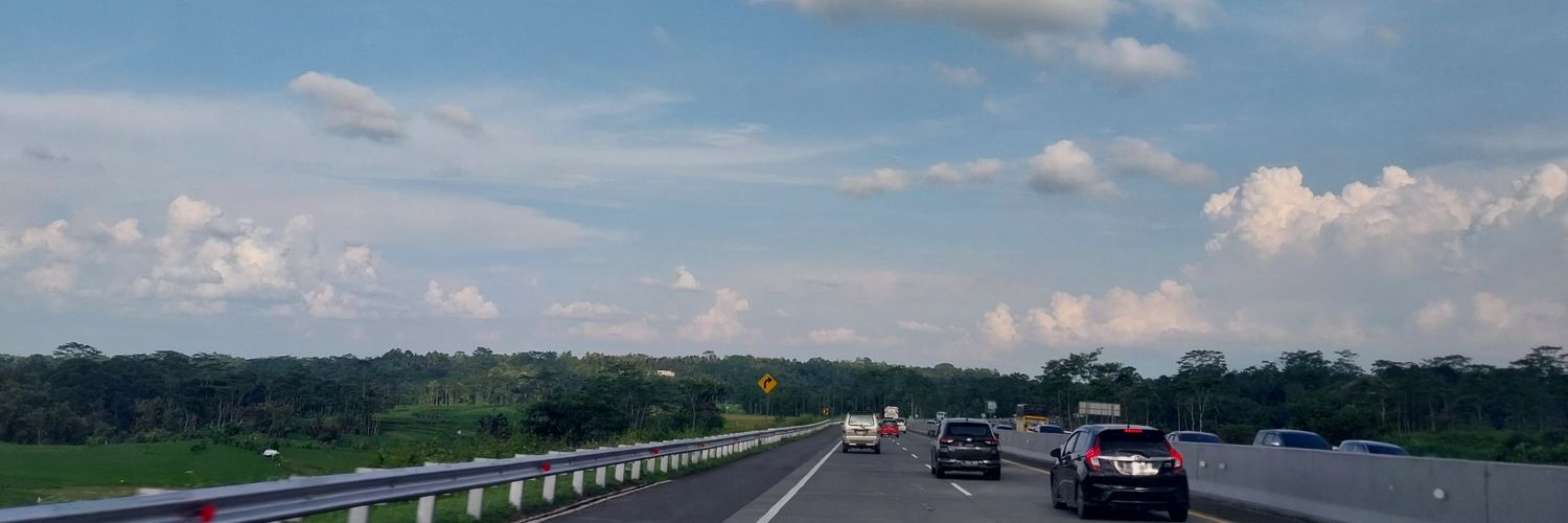 Sanrhm🌻⚡ banner