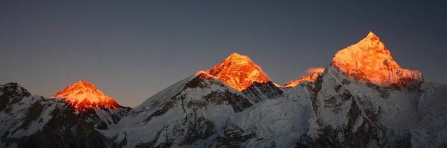 Everest Chronicle banner
