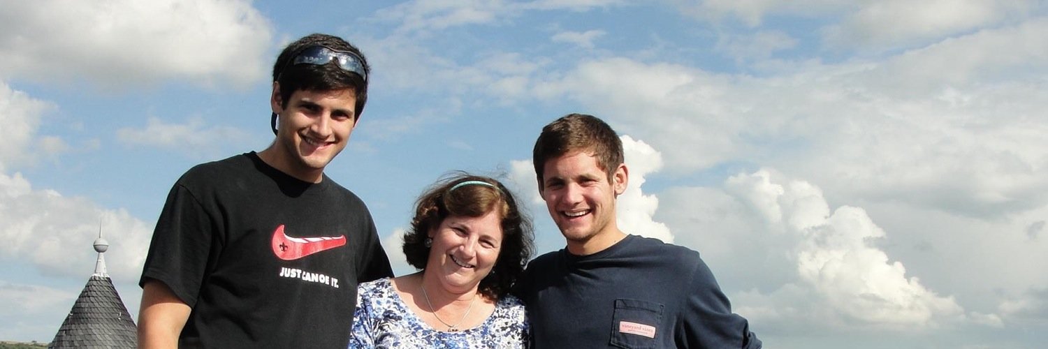 tnew_10's profile banner image