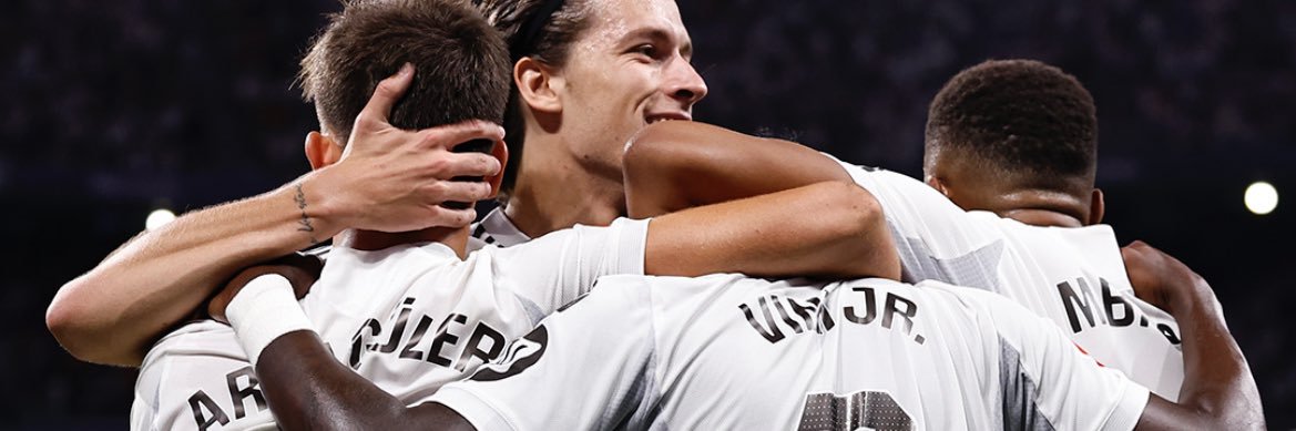 vviiooy's profile banner image