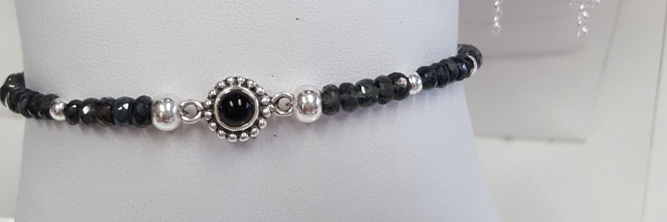 fbjewels's profile banner image