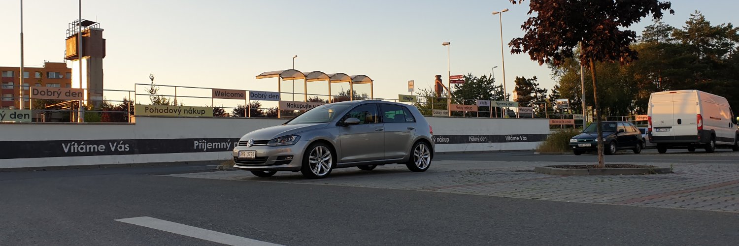 lukas325i's profile banner image