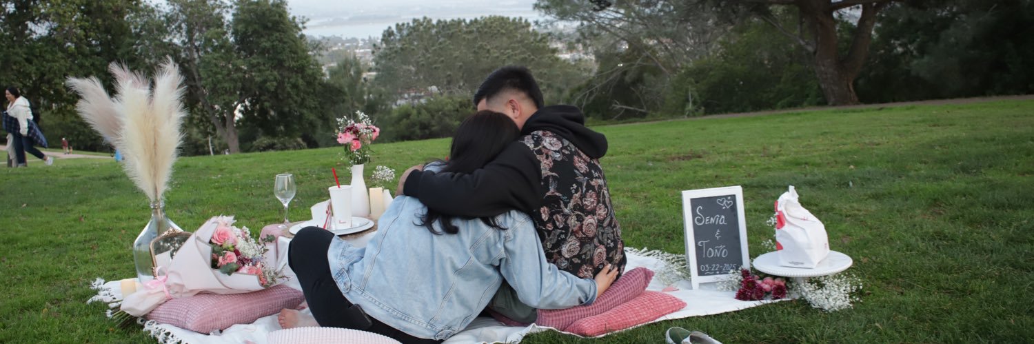 tonyhoee's profile banner image