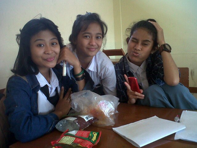 Nadia dwi ningrum  banner