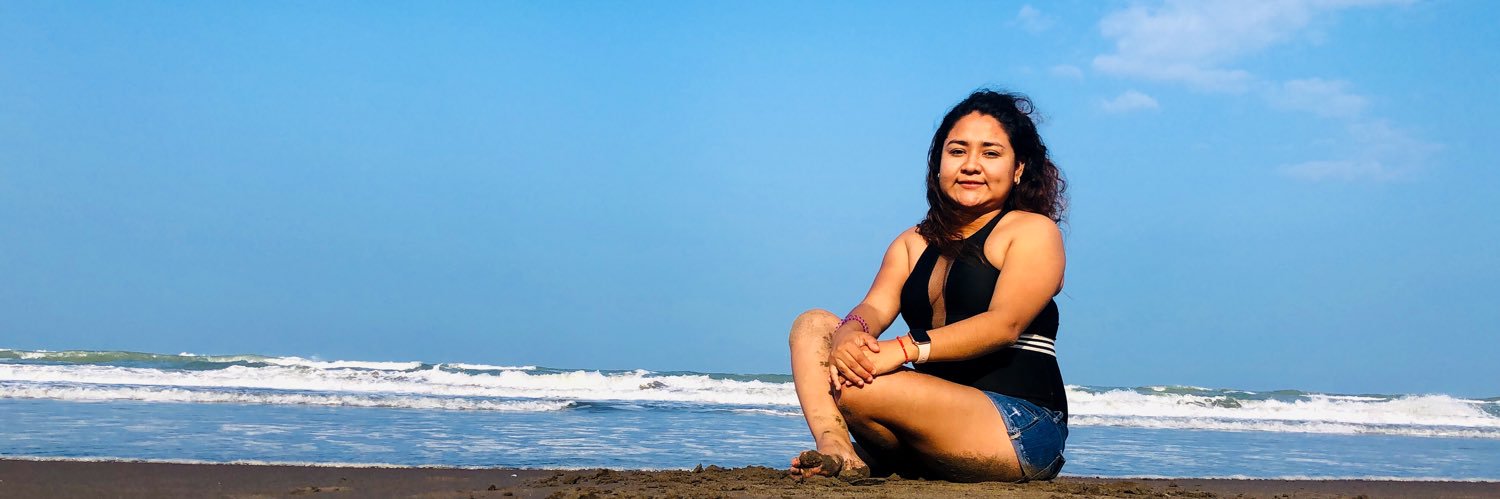 AryLovee's profile banner image