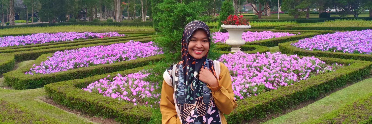 rizkiugl's profile banner image
