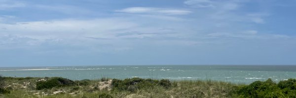 AbbasLayla Profile Banner