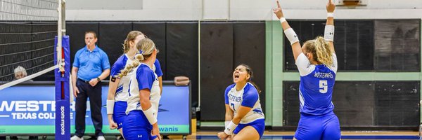 AddieHernandezz Profile Banner