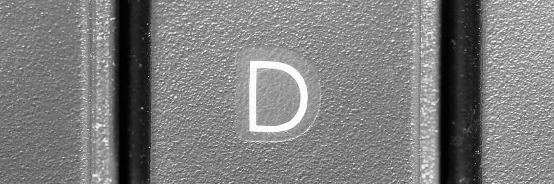 𝓓 banner