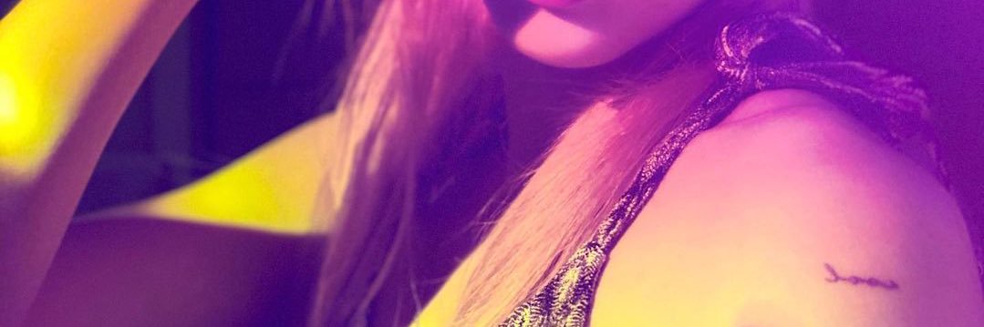 eeshine00's profile banner image