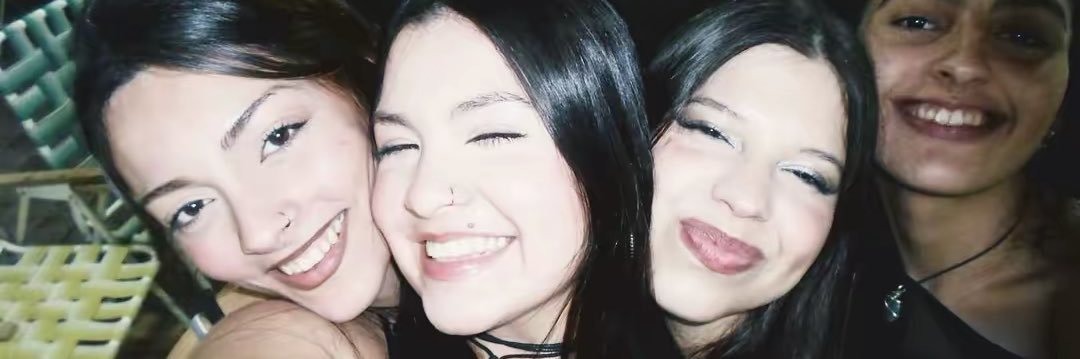 ValeBordon_'s profile banner image