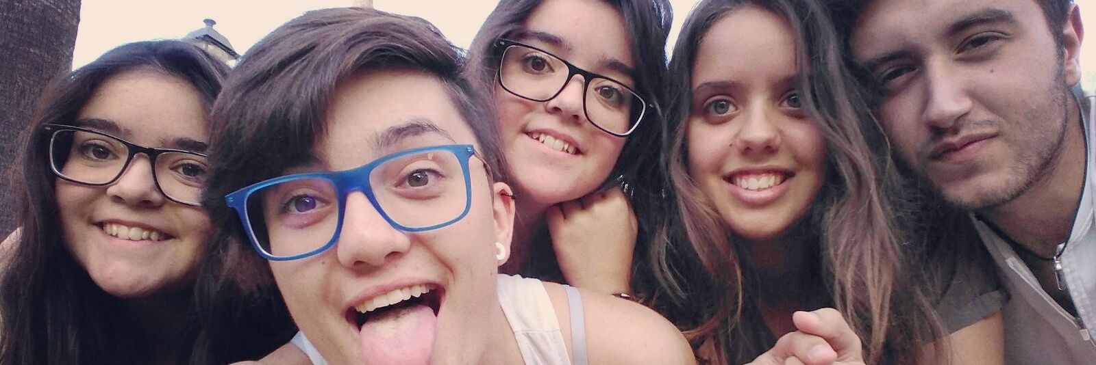 evaescas's profile banner image
