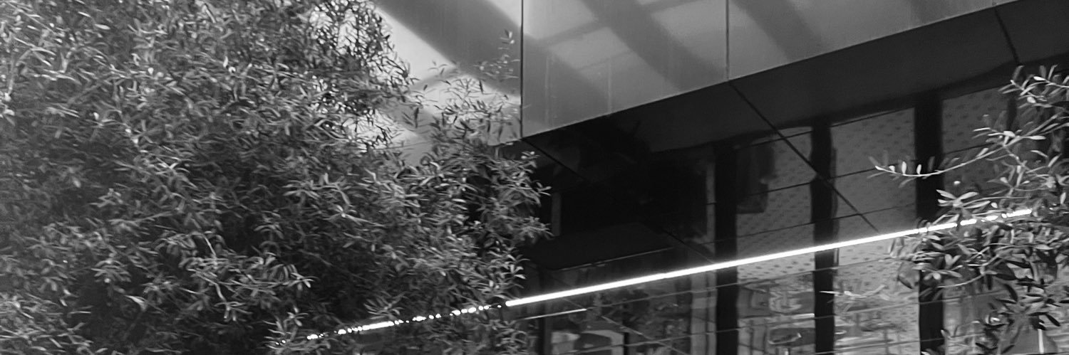 isinsutuna's profile banner image