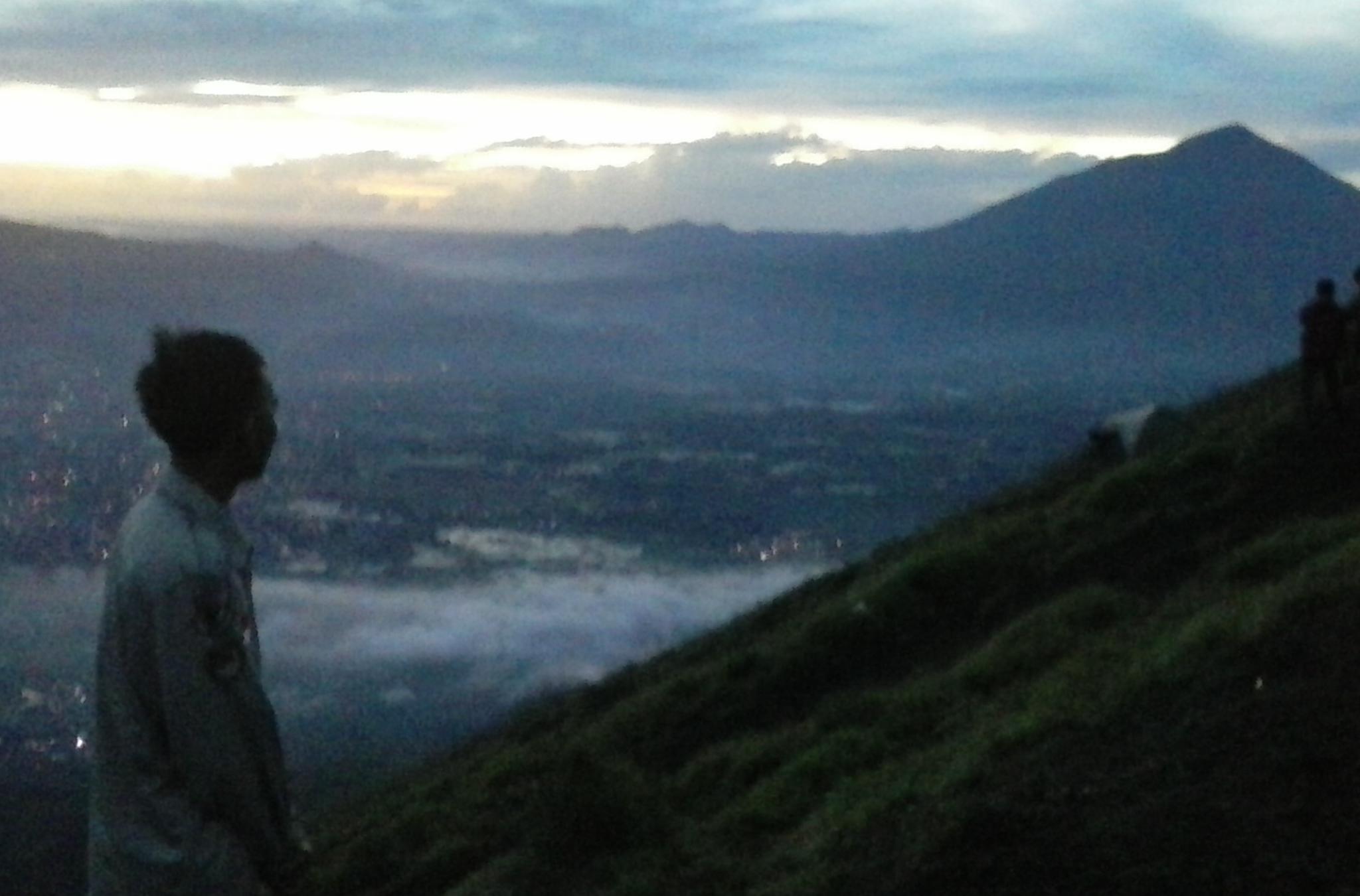 AdhiKurr's profile banner image