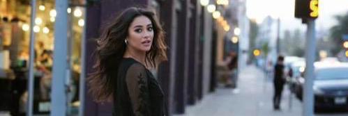 Clelia_PLL's profile banner image