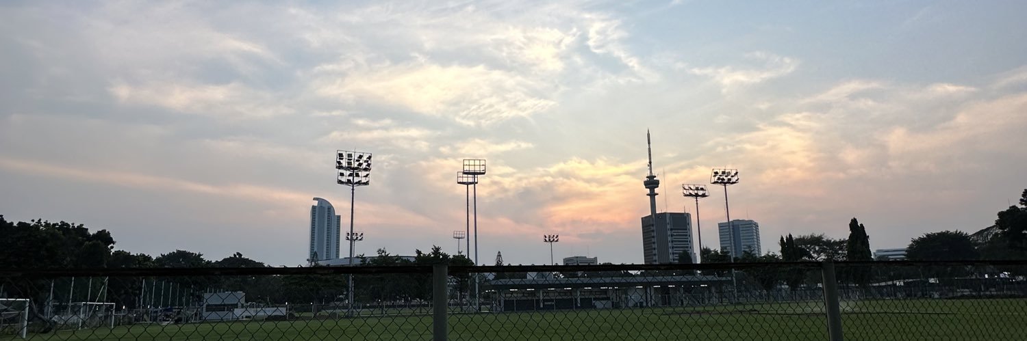 njuna_id's profile banner image